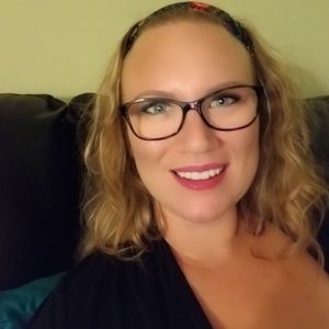 Meet your Posher, Shaina